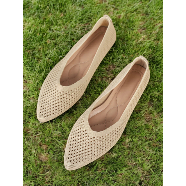  ballerine beige slip-on fly-knit da donna con design in rete traspirante, suola leggera e vestibilità comoda per abbigliamento casual estivo e outfit quotidiani
