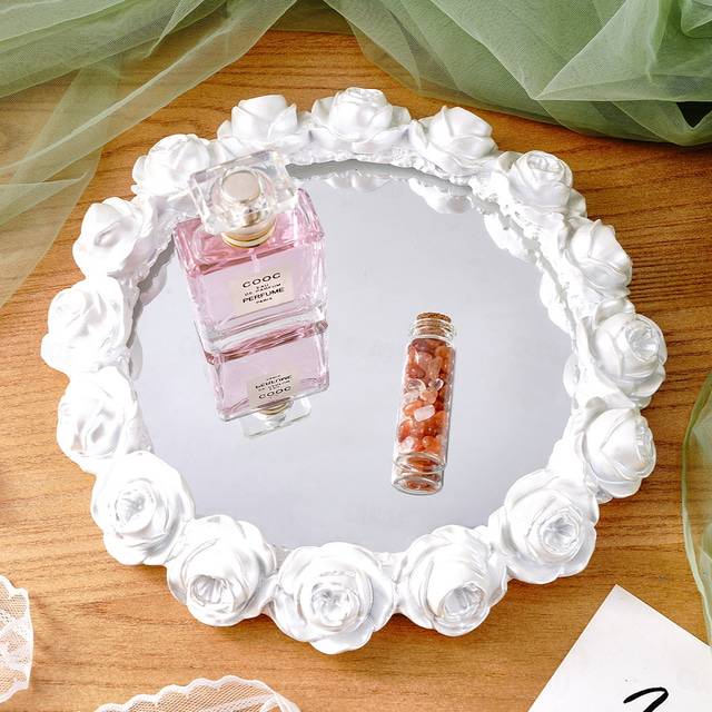  Rose Wreath Mirror Tray – Vintage Resin Decorative Tray with High-Definition Glass Mirror, Elegant Floral Design for Makeup Storage, Jewelry Display, Photography Prop, and Vanity Table Decor
