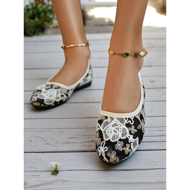  Women's Embroidered Lace Ballet Flats – Soft Mesh Upper with Floral Pattern, Vintage Elegant Style, for Spring Picnic, Travel and Daily Outfits