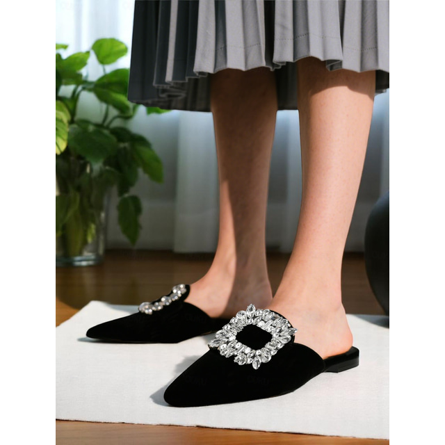  Women's Velvet Pointed-Toe Slip-On Flats with Crystal Buckle, Elegant Vintage Style Loafers for Daily Date Outfits