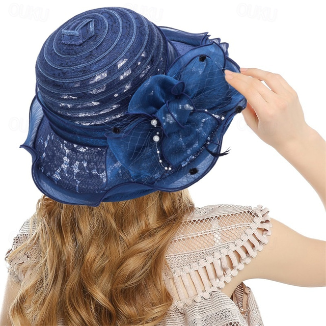 Bredbrättad spetsfascinator Kentucky Derbyhatt för damer Tea Party-fascinatorkeps Kyrka bröllopskeps med blomma