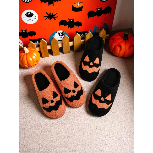  Women's Halloween Pumpkin Face Slippers - Cozy Orange Plush Indoor Shoes with Jack-O'-Lantern Design for Fall Nights,Costume Parties & Gifts