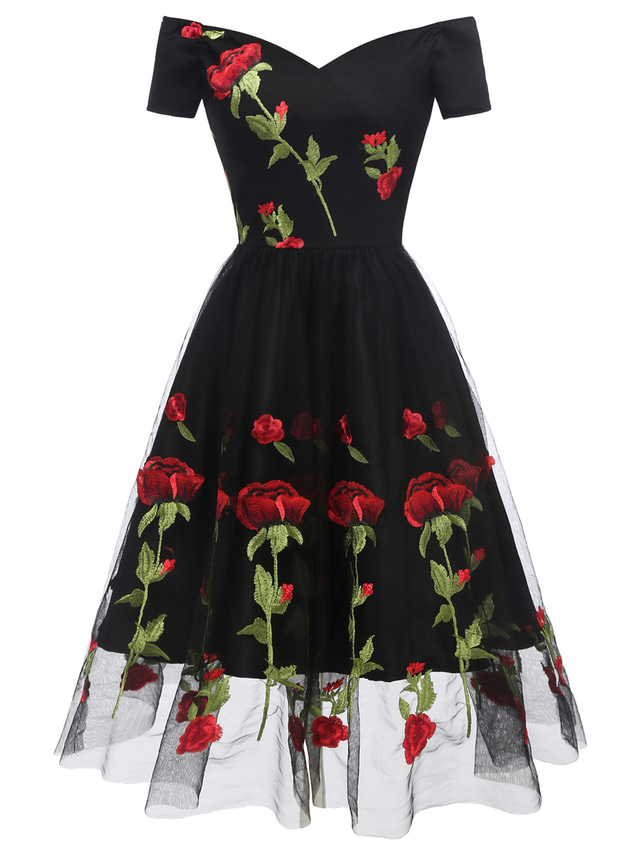  Vestidos de Coquetel em A Vestido de Festa Convidada de Casamento Feriado Comprimento dos Joelhos Manga Curta Ombro a Descoberto Organza com Bordados Apliques Para impressionar
