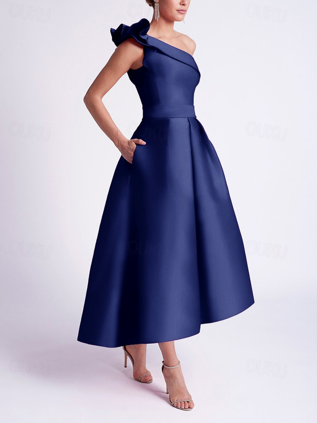  Abiti da cocktail A-Line elegante abito estivo asimmetrico senza maniche a una spalla per matrimonio in autunno in satin con tasche abiti derby 2025