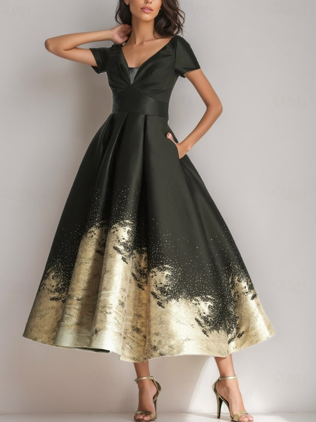 Is The Dress Black Or Gold What Color The Blue And Black Dress Or White And