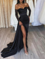 voordelige Zwart-Zeemeermin Pailletten Avondjurk Vintage Jurk Formele Bruiloft Gast Hof Train Lange Mouw Off Schouder Satin met Gerimpelde Slit Maskerfeest Jurk