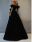 abordables Vestido de graduación-Vestidos de Prom Tipo A-Line Vestido Plisado en Capas Fiesta de Boda Tren Barrido  Cepillado Manga Corta Sin Hombros Tulle con Hendidura Vestido de Máscara