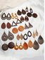 abordables Pendiente de mujer-Pendientes colgantes de madera estilo bohemio para mujer: varias formas geométricas, joyería ligera y llamativa de madera natural, perfecta para looks casuales, vacaciones en la playa y festivales de verano.
