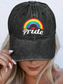 Недорогие Женские шляпы-женская кепка из потертого денима с вышитой радугой и сердечками - регулируемая бейсболка ЛГБТК для парадов, фестивалей и повседневной носки