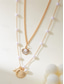 abordables Collier pour femme-Collier de plage d'été pour femme avec breloques en perles, coquillages et étoiles de mer – collier superposé plaqué or pour les vacances, les tenues décontractées et les occasions spéciales