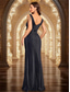 preiswerte Semi-formal / Cocktail-Meerjungfrau  Trompete Quinceanera Kleider elegantes Kleid formelle Hochzeits bodenlang ärmellos V-Ausschnitt V-Rücken mit Perlen
