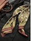 abordables Corbatas y pajaritas para hombres-Pañuelo cuadrado con estampado paisley para hombre con hebilla de cuero, bandana de poliéster estilo vintage para viajes al aire libre, fiestas y moda diaria.