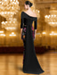 billiga Ballgowns för kvällsbruk-Sjöjungfru trumpet Golvlång Pärlbroderad Formell klädsel Klänning för brudens mor Kvälls klänningar Balklänning med överkjol Formell klädsel Elegant Vintage Långärmad Tröjkrage Bröllop Formell