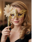 billige Maskerade Tilbehør-Damemaske i gullfiligran med blomster- og perledetaljer til julefest og ball &amp;skoleball