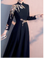 ieftine Casual / Nuntă de zi-Rochie elegantă A-Line pentru mama miresei simplă cu gât înalt lungime la podea material elastic mâneci lungi cu pliuri și aplicații dimensiune personalizată gratuit