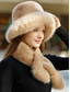 abordables Chapeaux pour femmes-Ensemble bonnet et écharpe en fausse fourrure pour femme – disponible en plusieurs couleurs, doux et confortable pour l'hiver, parfait pour un look tendance par temps froid.