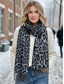 preiswerte Schals für Damen-Damenschal mit Leopardenmuster – weicher und bequemer Polyesterstoff, in verschiedenen Farben erhältlich, perfekt für Freizeit und Winter.