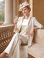 ieftine Costumele cu pantaloni ale mamei-Pantaloni Costum de 3 bucăți Lungime Podea Rochie Mama Miresei Lungime Manșon 3/4 Scoateți gâtul Elegant Oficial Invitat la nunta Dantelă Țesătură întinsă Șal Inclus cu Aplică