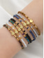 voordelige Damesarmband-Damesarmbandenset in bohemian stijl met kralen, kleurrijke elastische armbanden van hars met hartvormige hanger, stapelbare sieraden in verschillende kleuren voor vrouwen, perfect voor dagelijks gebruik, vakantie, strand en feestjes.