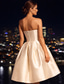 billiga Långa klänningar och gowns-A-linje Knälång Balklänningar Elegant party minimalist Ärmlös Axelbandslös Bröllopsgäst Återföreningsfest Stretchtyg med Elegant