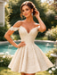 ieftine Rochii scurte și mini-Linia -A Scurt Mini Rochii de bal Elegant Plus Size Mica Rochie Albă Manșon scurt În V Nuntă Petrecere cu cocktail Recepție de nuntă de toamnă Dantelă cu Broderie