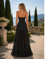 abordables Vestidos Largos &amp; Gowns-Corte A Hasta el Suelo Trajes de gala Elegante Estilo de Celebridad Sin Mangas Sin Tirantes Fiesta de jardin Formal Encaje Crepé elástico con Borla