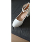 Girls' White Block Heel Dress Shoes with Daisy Flower Ankle Strap - Cute Formal Mary Jane Pumps for Special Occasions