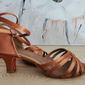 latinske dansesko for kvinner med stroppedesign og kattehæl - ballroom-sandaler for salsa, tango og rumba