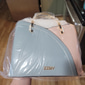 marineblaue und rosa Handtasche für Damen mit Herzquastenanhänger – elegante Umhängetasche und Tragetasche aus Kunstleder für den täglichen Gebrauch
