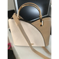 marineblaue und rosa Handtasche für Damen mit Herzquastenanhänger – elegante Umhängetasche und Tragetasche aus Kunstleder für den täglichen Gebrauch