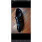 Mocassins habillés en similicuir verni pour hommes – chaussures à enfiler formelles avec des accents en maille et une boucle en métal élégante pour les mariages et les affaires