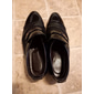 Mocassins habillés en similicuir verni pour hommes – chaussures à enfiler formelles avec des accents en maille et une boucle en métal élégante pour les mariages et les affaires