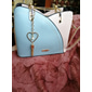 dames marineblauwe en roze handtas met hartvormige kwastbedel – elegante imitatieleren crossbody en tote bag voor dagelijks gebruik