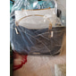 sac à main bleu marine et rose pour femme avec breloque pompon en forme de cœur – élégant sac à bandoulière et fourre-tout en similicuir pour un usage quotidien