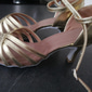 latinske dansesko for kvinner med stroppedesign og kattehæl - ballroom-sandaler for salsa, tango og rumba