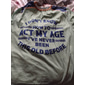 Camiseta de Hombre de Manga Corta Gráfica Divertida 'No Sé Cómo Actuar Mi Edad Nunca He Sido Tan Viejo Antes'