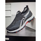 chaussures de sport à enfiler en maille respirante pour hommes - baskets de course légères et confortables pour les activités de plein air