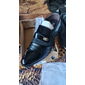 Mocassins habillés en similicuir verni pour hommes – chaussures à enfiler formelles avec des accents en maille et une boucle en métal élégante pour les mariages et les affaires