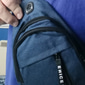 sac à bandoulière pour hommes avec port de chargement USB - sac à bandoulière de grande capacité et multi-poches pour la rentrée scolaire