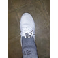 chaussures de course respirantes blanches pour hommes – baskets de sport légères avec tige en tricot et semelle coussinée pour le sport et les vêtements décontractés