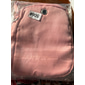 sac à bandoulière en nylon noir pour femme avec accessoires argentés et bandoulière réglable - petit sac à bandoulière léger et pratique pour les voyages et l'utilisation quotidienne