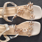 sandali da donna con tacco trasparente decorato con fiori e strass – eleganti scarpe aperte con tacco alto per matrimoni e occasioni speciali