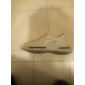 chaussures de course respirantes blanches pour hommes – baskets de sport légères avec tige en tricot et semelle coussinée pour le sport et les vêtements décontractés
