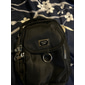 sac à bandoulière en nylon noir pour femme avec accessoires argentés et bandoulière réglable - petit sac à bandoulière léger et pratique pour les voyages et l'utilisation quotidienne