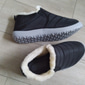 Botas de inverno impermeáveis para homens e mulheres - calçados quentes com forro de pele para atividades ao ar livre