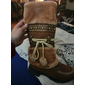 bottes d'hiver en fausse fourrure pour femmes avec pompons décoratifs et bordure perlée - parfaites pour le temps froid et les tenues décontractées