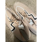 chaussures de course respirantes blanches pour hommes – baskets de sport légères avec tige en tricot et semelle coussinée pour le sport et les vêtements décontractés