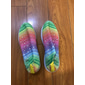 Damen-Sneaker zum Hineinschlüpfen in Regenbogenfarben – farbenfrohe Sportschuhe aus Strick mit Strassverzierungen für die Freizeit und zum Spazierengehen