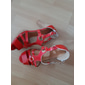 sandales à talons hauts à lanières marron pour femmes avec des accents d'anneaux dorés - élégantes et confortables pour les fêtes d'été et les tenues décontractées