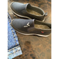 mocassini slip-on casual da uomo in rete traspirante bianca e nera per il comfort quotidiano
